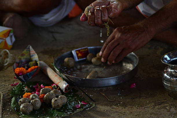 Best Time for Pind Daan in Gaya: Auspicious Seasons, Tithis, and Calendar Guide